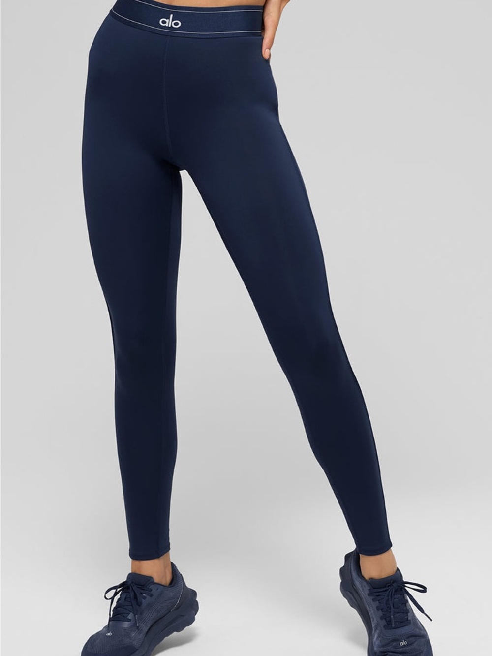ALO Yoga Airlift High-Waist Suit Up Legging